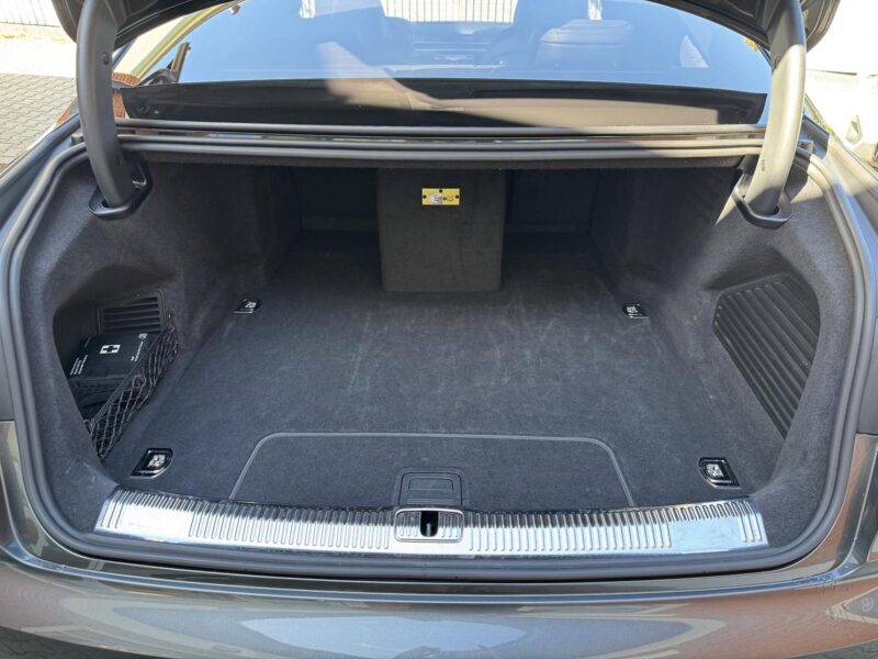 Audi A8 L 60 TFSI e Exclusive