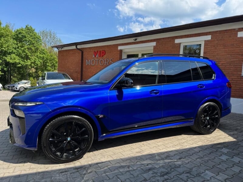 BMW X7 M60i xDrive