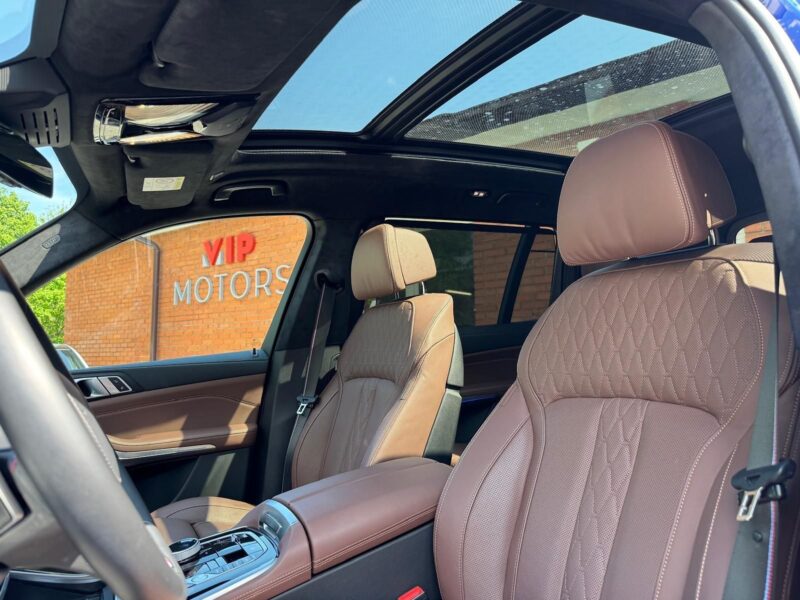 BMW X7 M60i xDrive