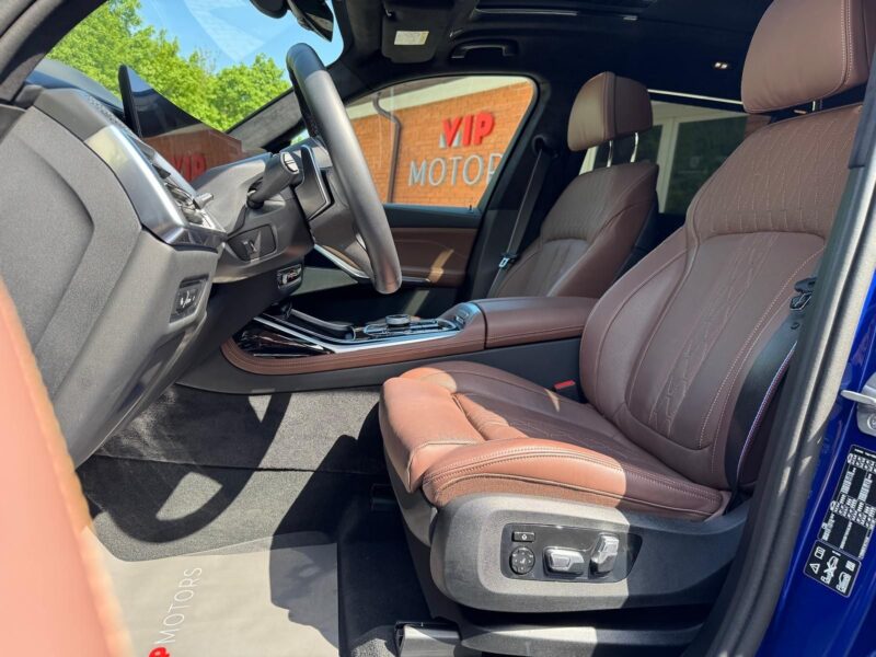 BMW X7 M60i xDrive