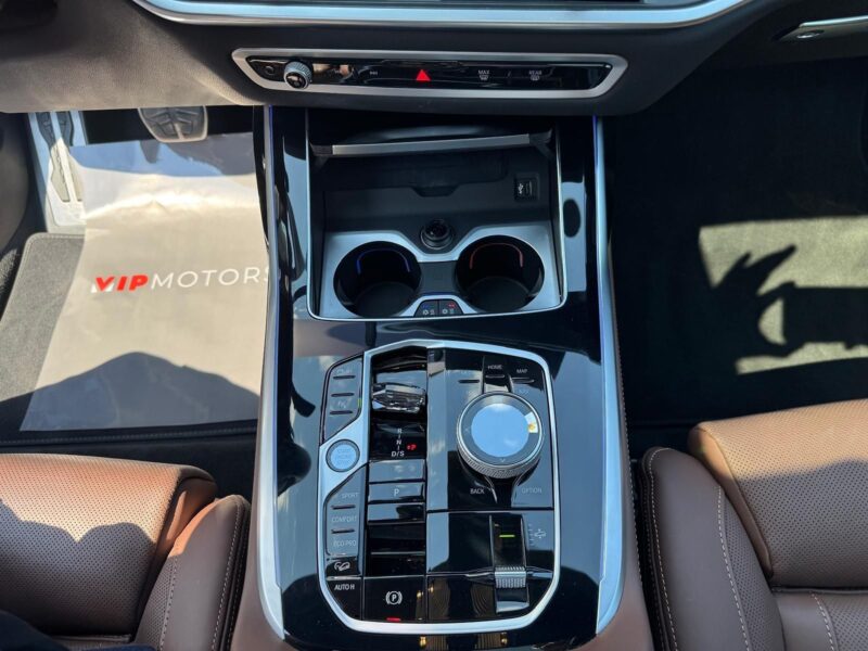 BMW X7 M60i xDrive
