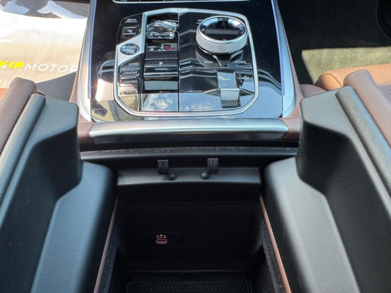 BMW X7 M60i xDrive