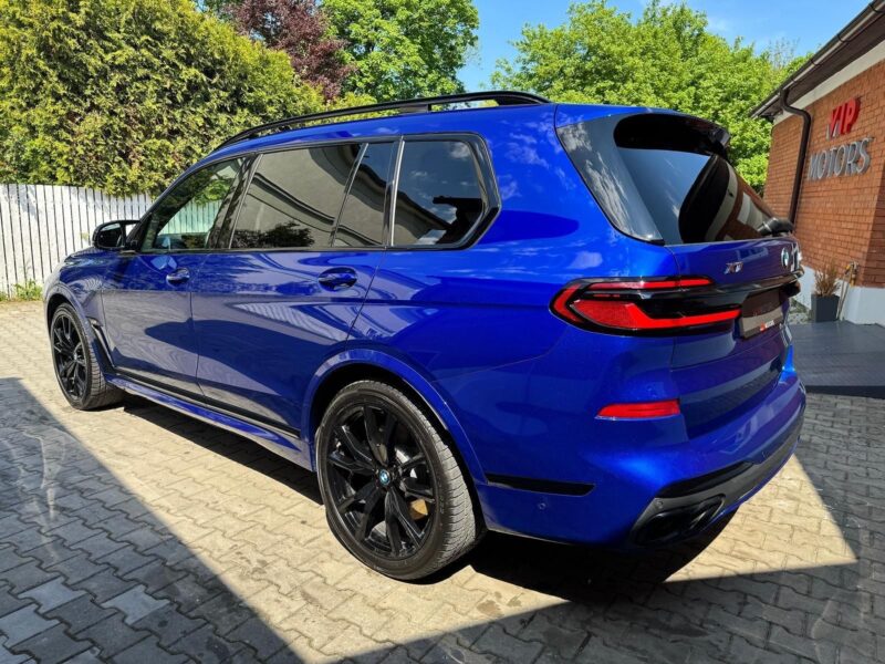BMW X7 M60i xDrive