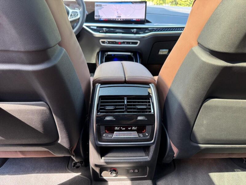 BMW X7 M60i xDrive