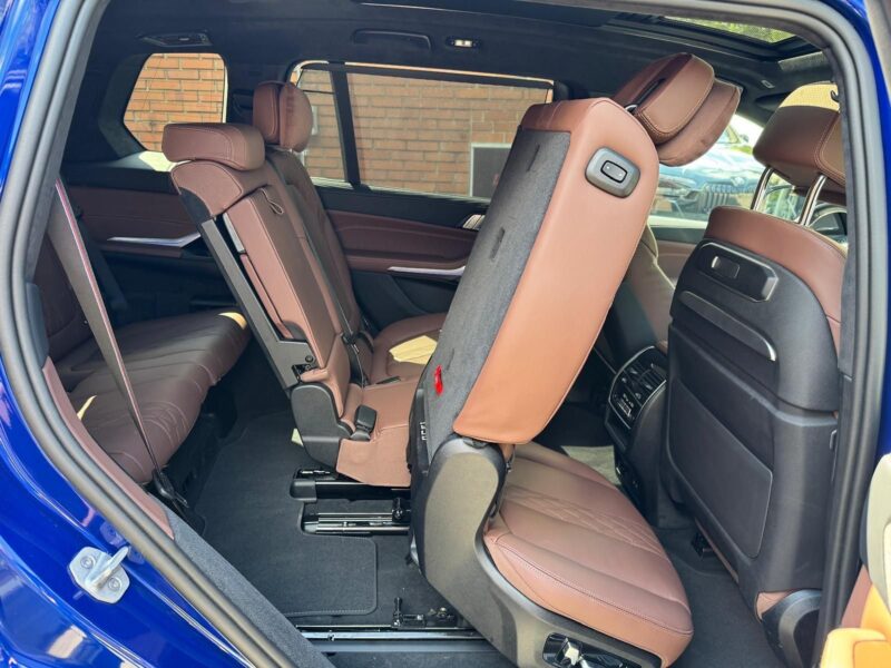 BMW X7 M60i xDrive