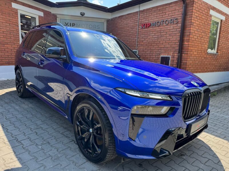 BMW X7 M60i xDrive