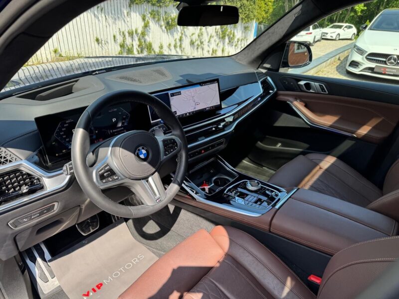 BMW X7 M60i xDrive