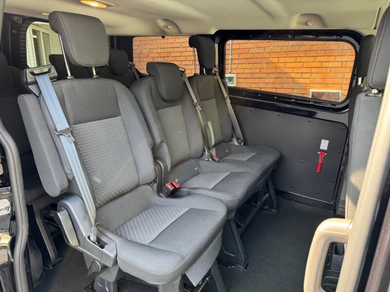 Ford Transit Custom 2.0D 8 míst