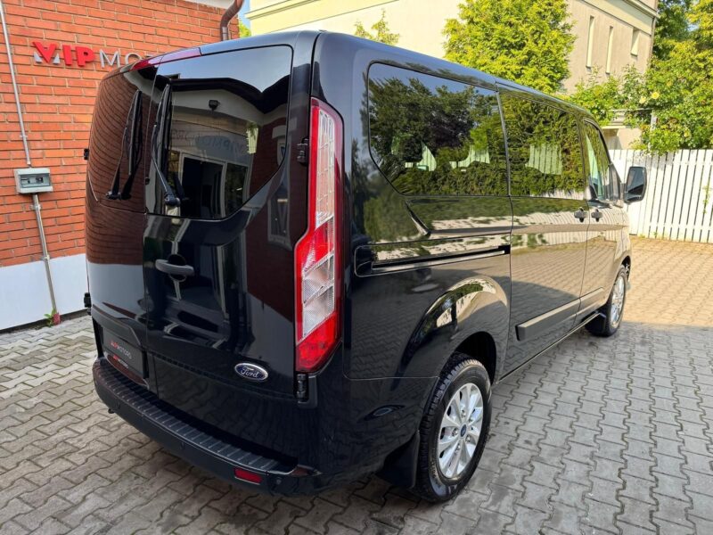 Ford Transit Custom 2.0D 8 míst