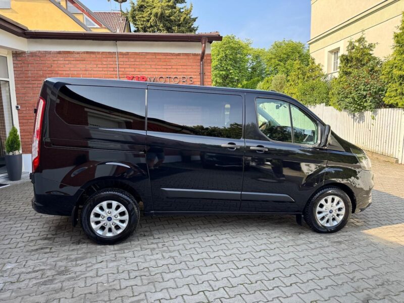 Ford Transit Custom 2.0D 8 míst