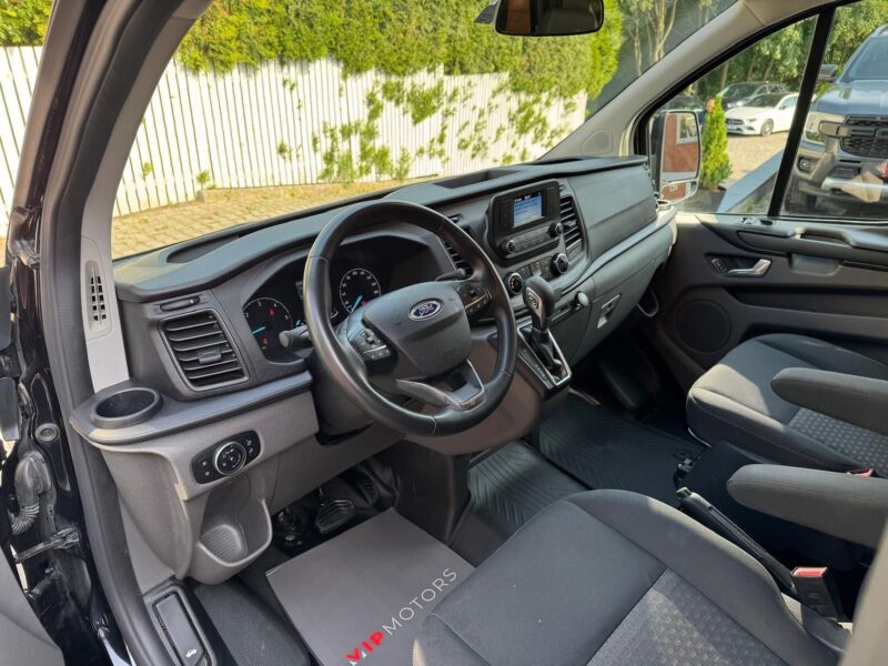 Ford Transit Custom 2.0D 8 míst