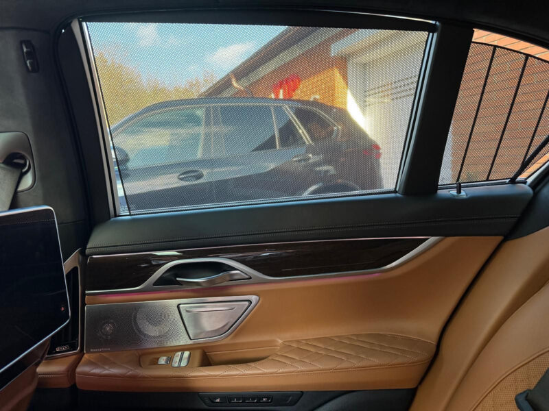 BMW řady 7 750i xDrive M Paket V8