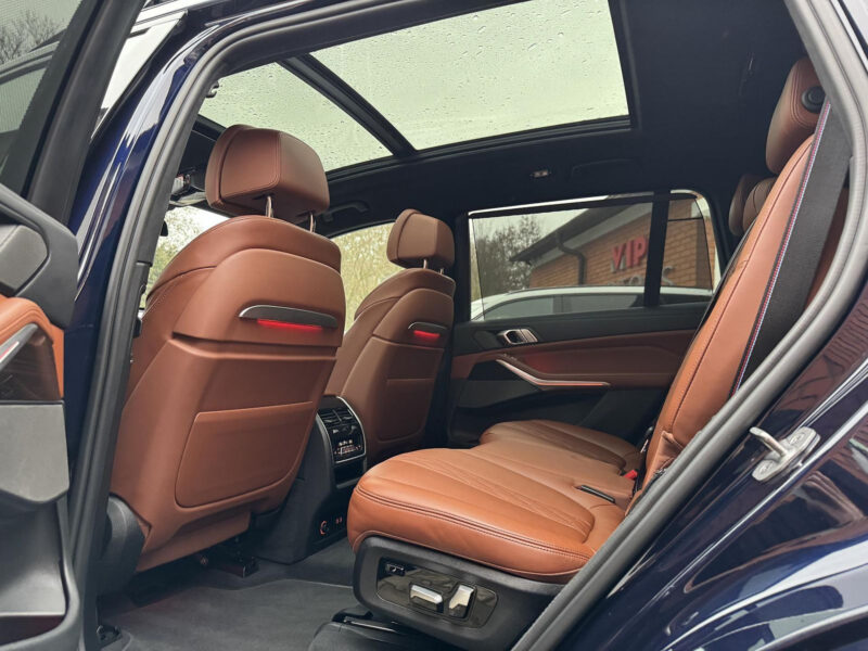 BMW X7 xDrive40i Individual Tartufo