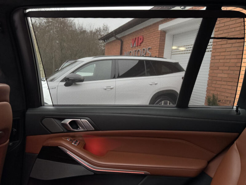BMW X7 xDrive40i Individual Tartufo