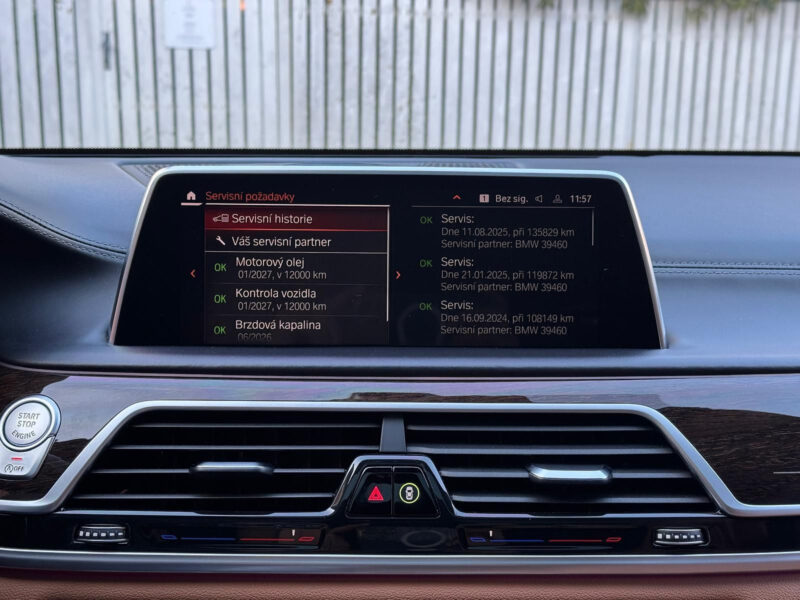 BMW řady 7 750i xDrive M Paket V8