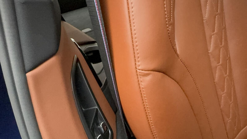 BMW X7 xDrive40i Individual Tartufo