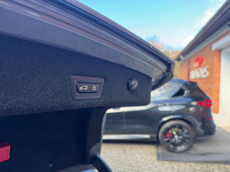 BMW řady 7 750i xDrive M Paket V8