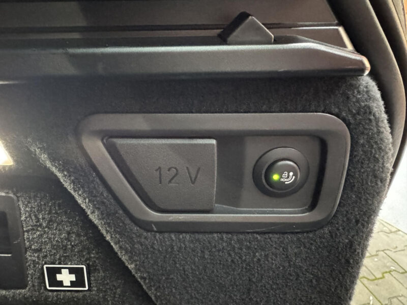 BMW X7 xDrive40i Individual Tartufo