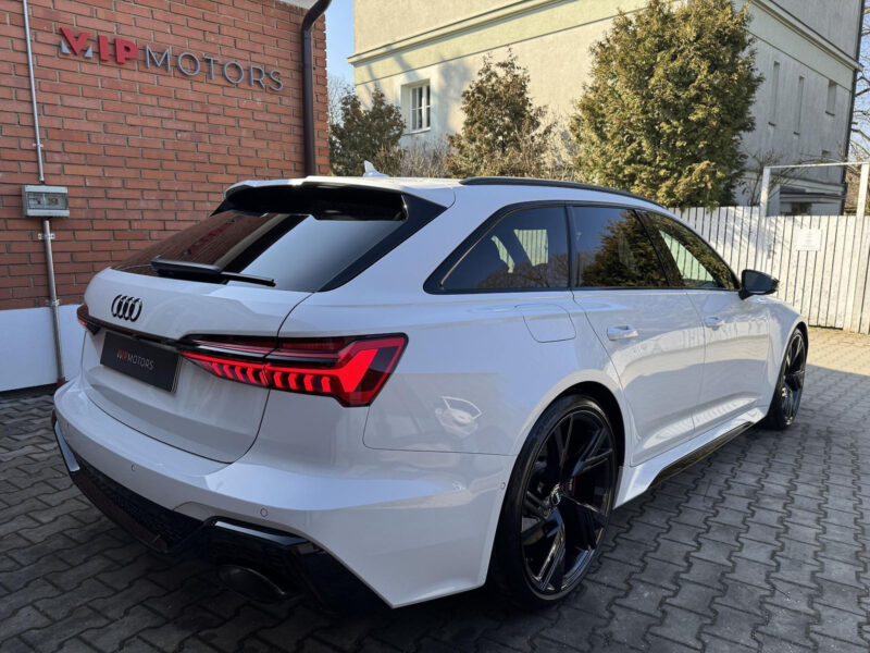 Audi RS 6 Avant 4.0 TFSI quattro