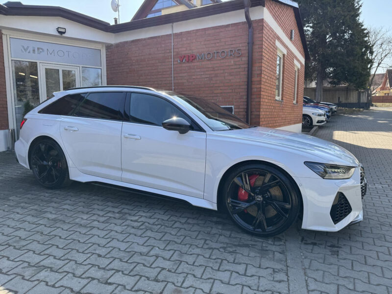 Audi RS 6 Avant 4.0 TFSI quattro