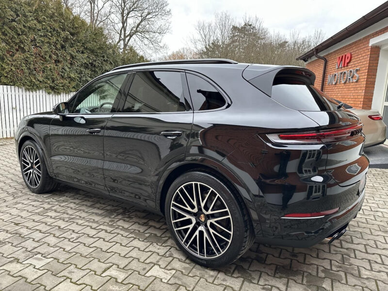 Porsche Cayenne V6