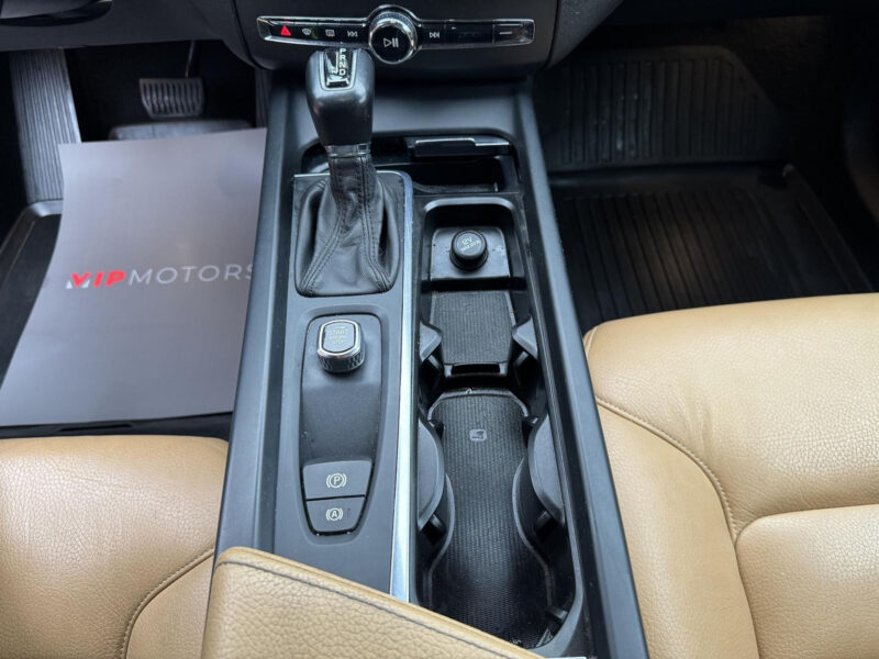 Volvo XC60 D5 AWD