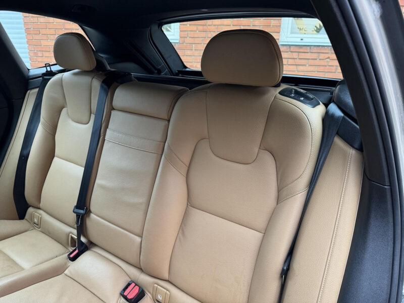 Volvo XC60 D5 AWD
