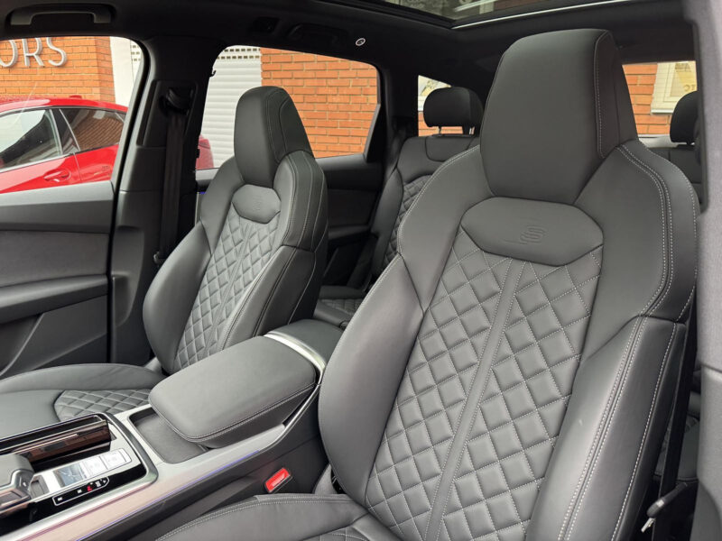 Audi Q7 50 TDI quattro Facelift S line