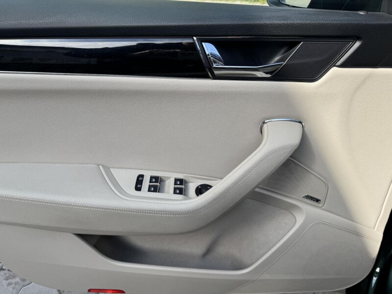 Škoda Superb 2.0 TSI L&K