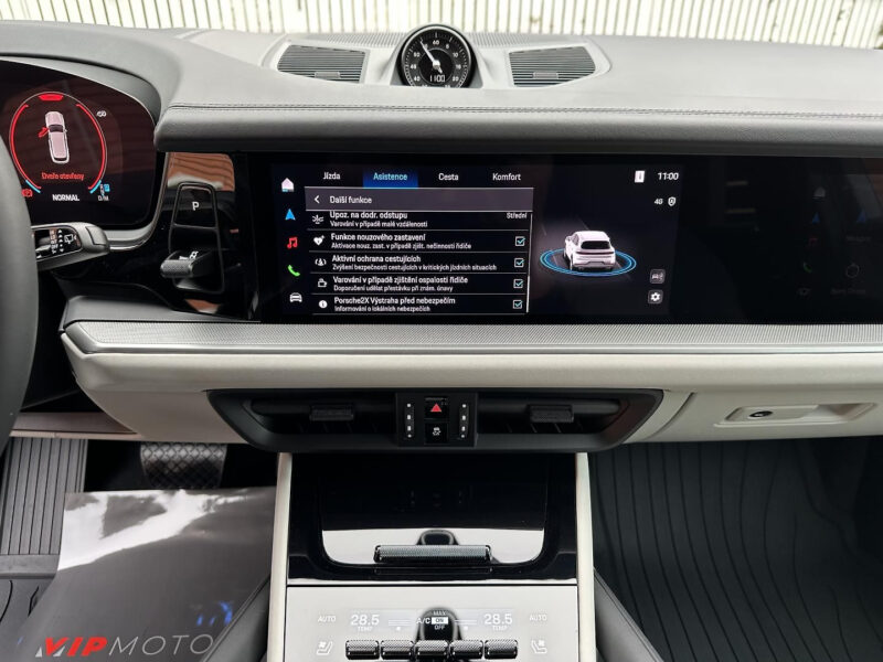 Porsche Cayenne V6