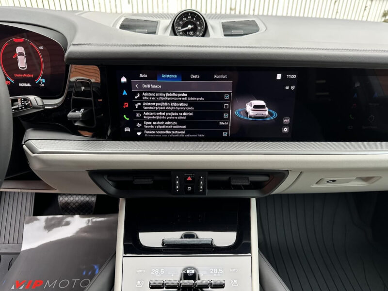 Porsche Cayenne V6