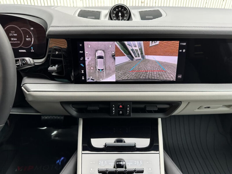 Porsche Cayenne V6