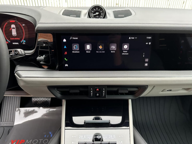 Porsche Cayenne V6