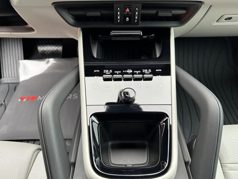 Porsche Cayenne V6