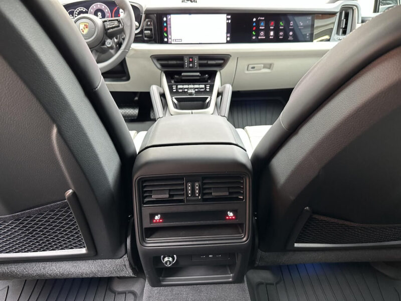 Porsche Cayenne V6