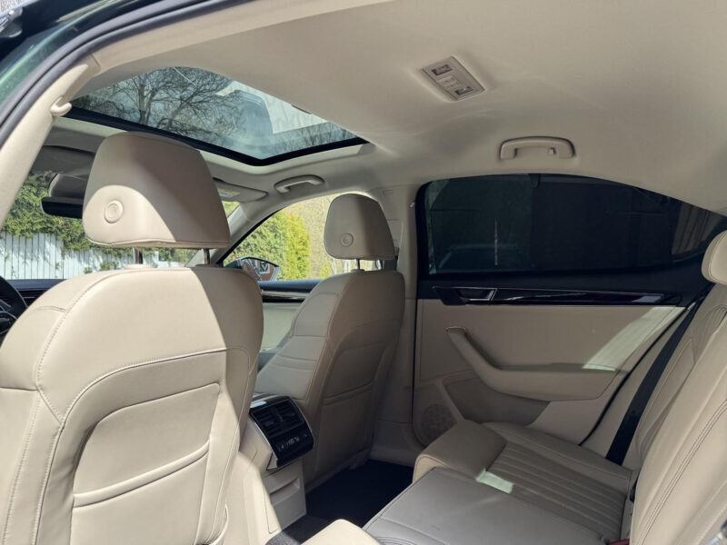 Škoda Superb 2.0 TSI L&K