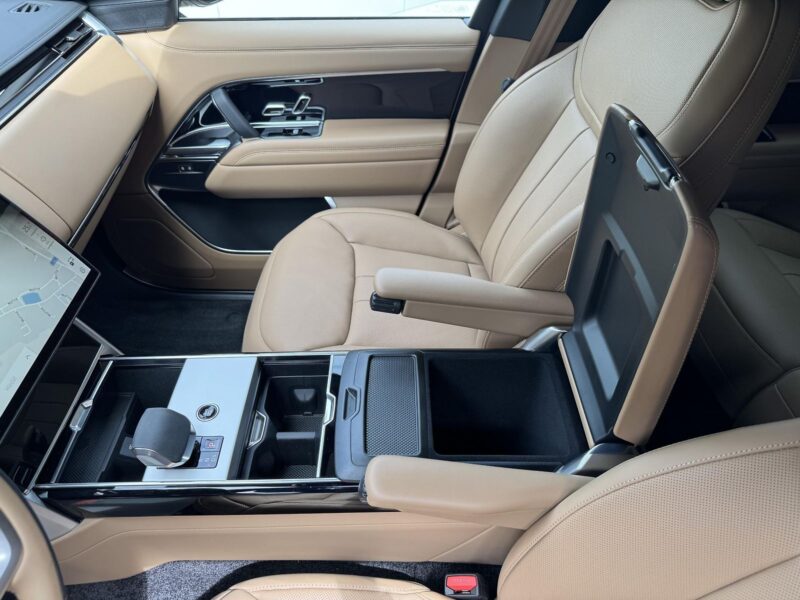 Range Rover D350 HSE Black