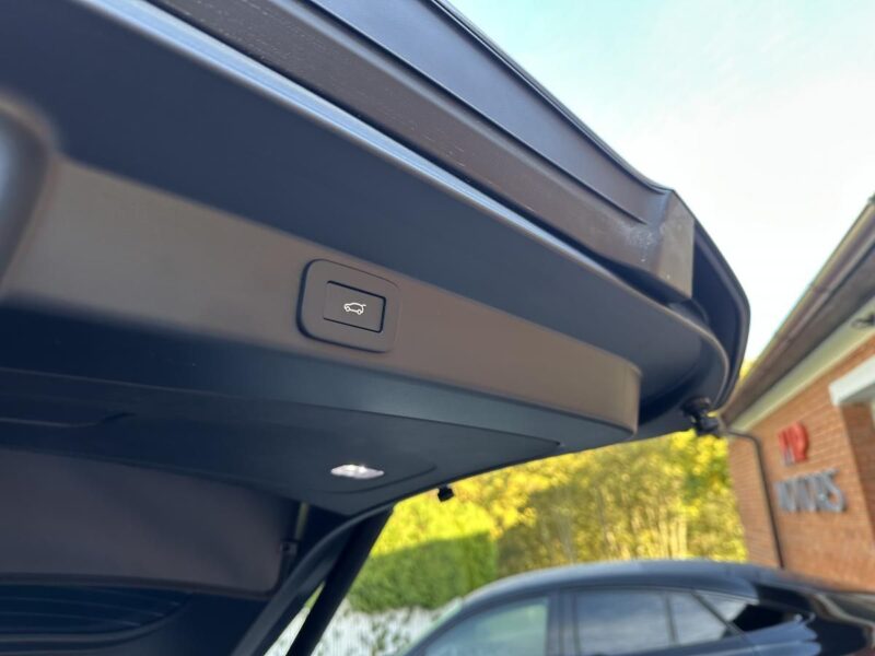 Range Rover Sport D350 Autobiography