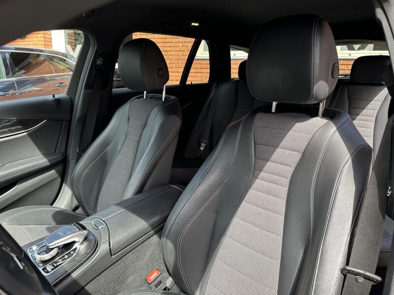 Mercedes-Benz E 200 AMG 4MATIC