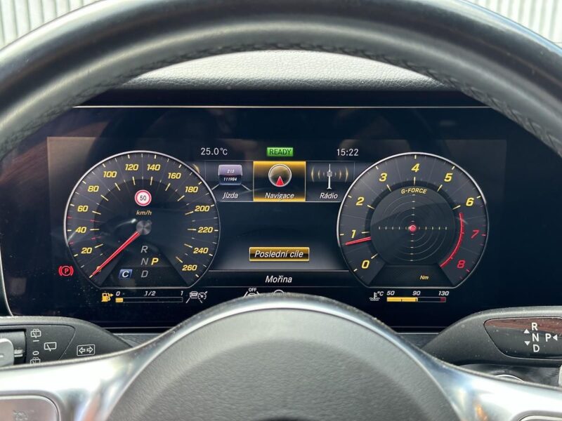 Mercedes-Benz E 200 AMG 4MATIC