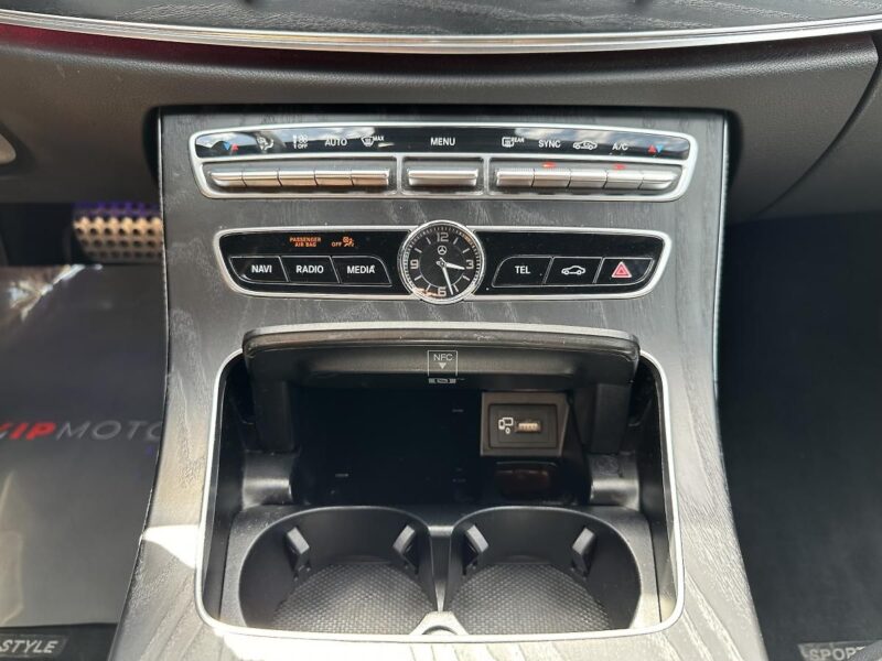 Mercedes-Benz E 200 AMG 4MATIC