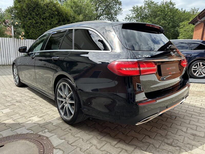 Mercedes-Benz E 200 AMG 4MATIC