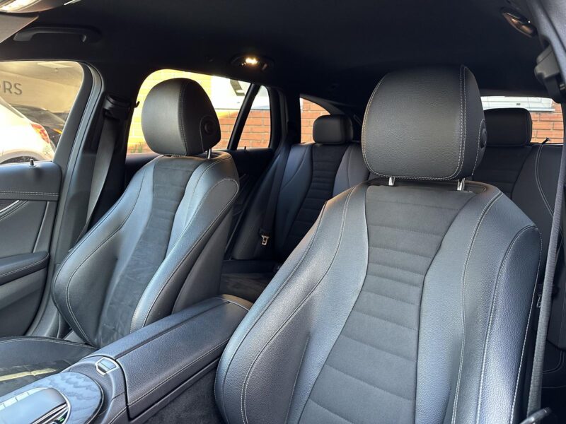 Mercedes-Benz E 220 d 4MATIC AMG