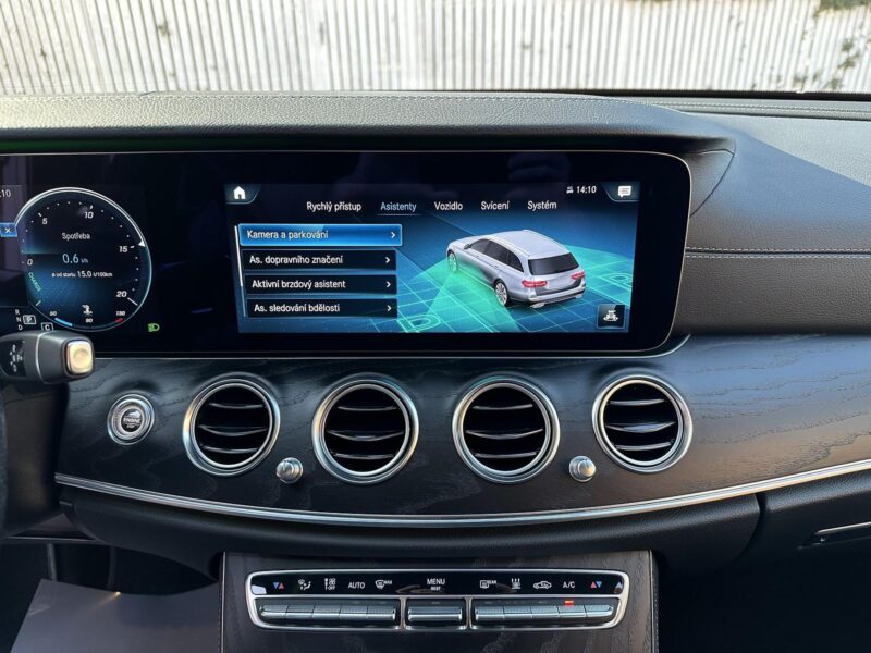 Mercedes-Benz E 220 d 4MATIC AMG