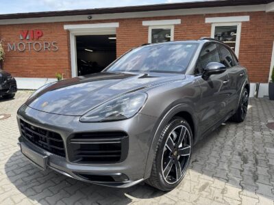 Porsche Cayenne Turbo (404 kW)