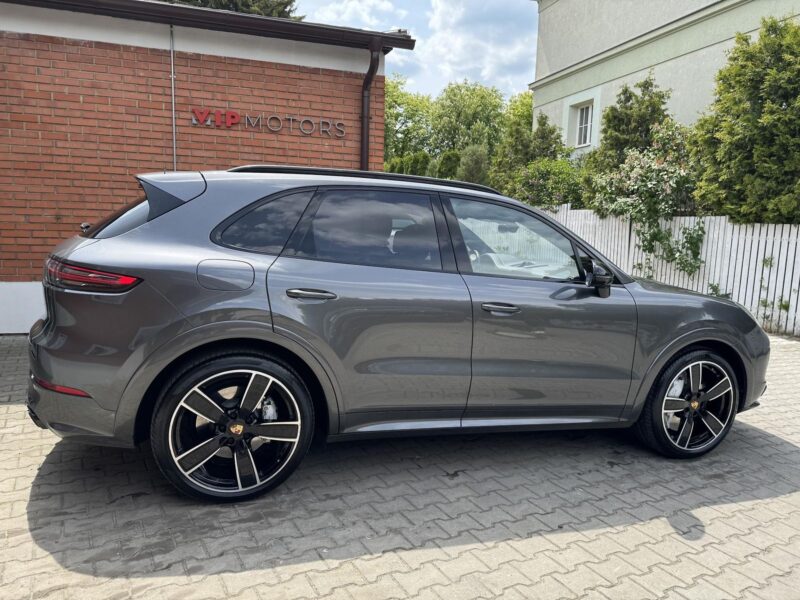 Porsche Cayenne Turbo (404 kW)