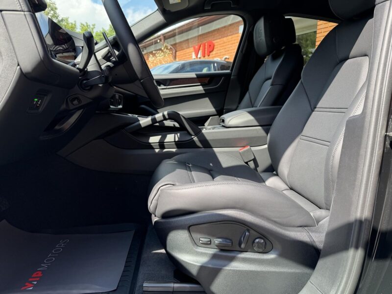 Porsche Cayenne V6 (Facelift 2025)