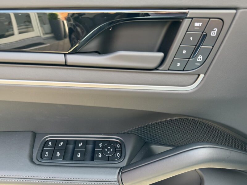 Porsche Cayenne V6 (Facelift 2025)