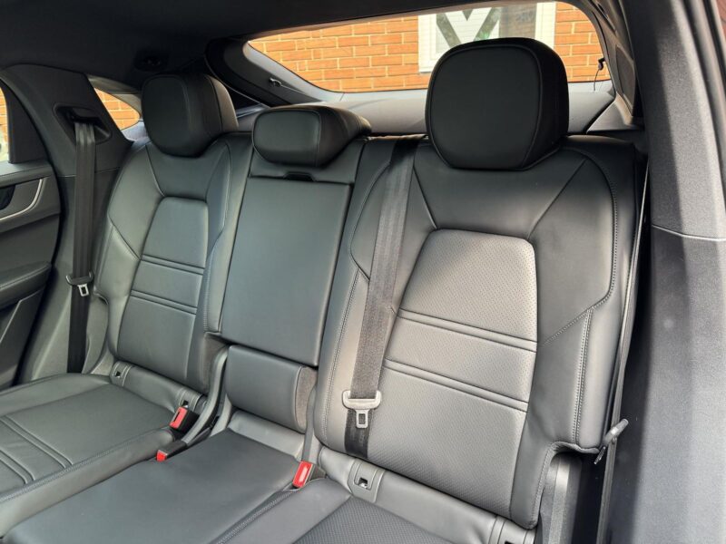 Porsche Cayenne V6 (Facelift 2025)