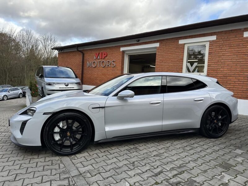 Porsche Taycan GTS Sport Turismo